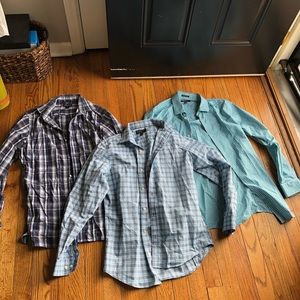 Bundle of men’s Banana Republic dress shirts SZ LG